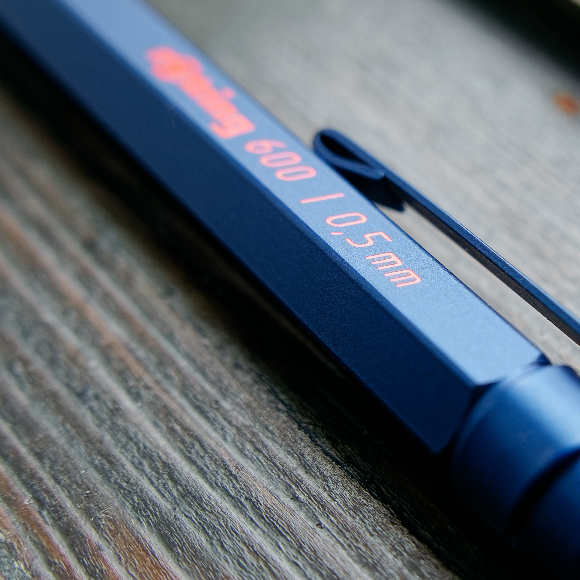 ロットリング600「塗装や質感」№１